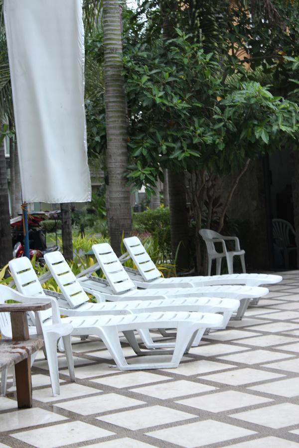East Ortigas Mansions By Ma Manila Exterior foto